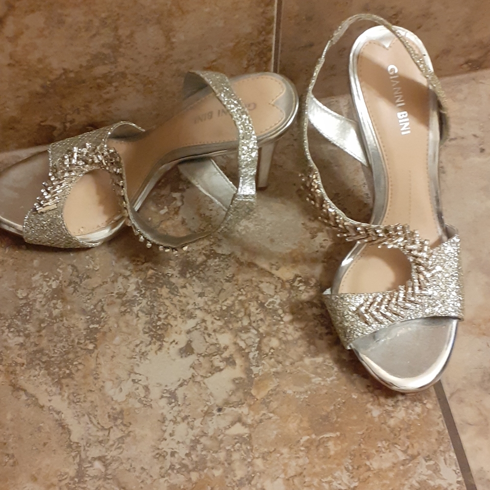 Dressy sandals